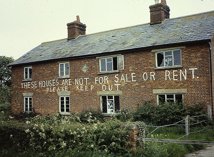 empty-houses-uk