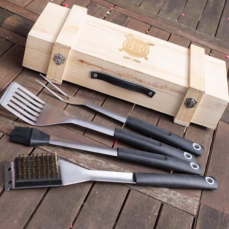 personalised-bbq-set-gettingpersonal-small