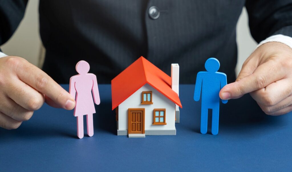 Division of property after divorce. Distribution of household responsibilities between husband and wife